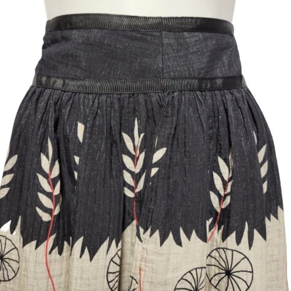 Pleated Flare Short Skirt Floral Motif - Size M - Picture 4 of 12